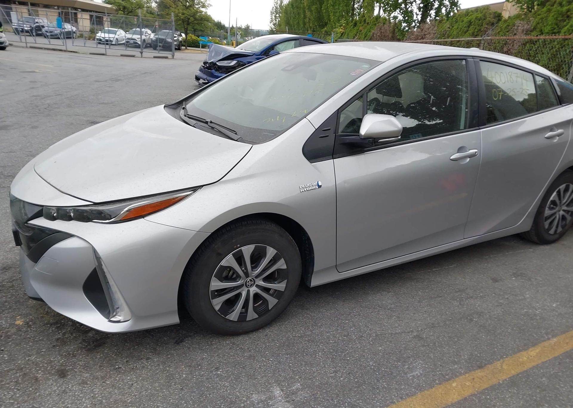 2022 TOYOTA PRIUS