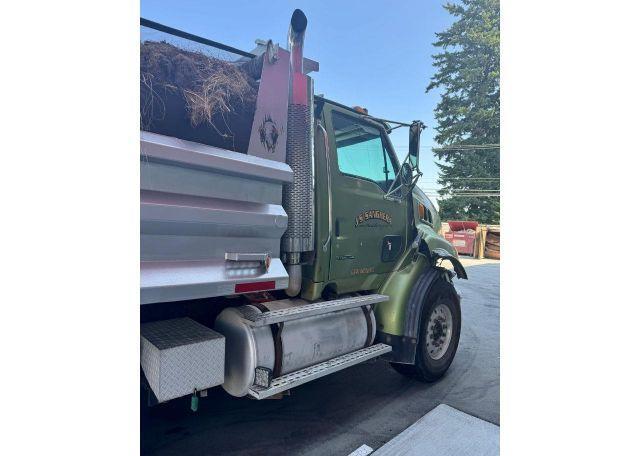 2004 STERLING LT 9500