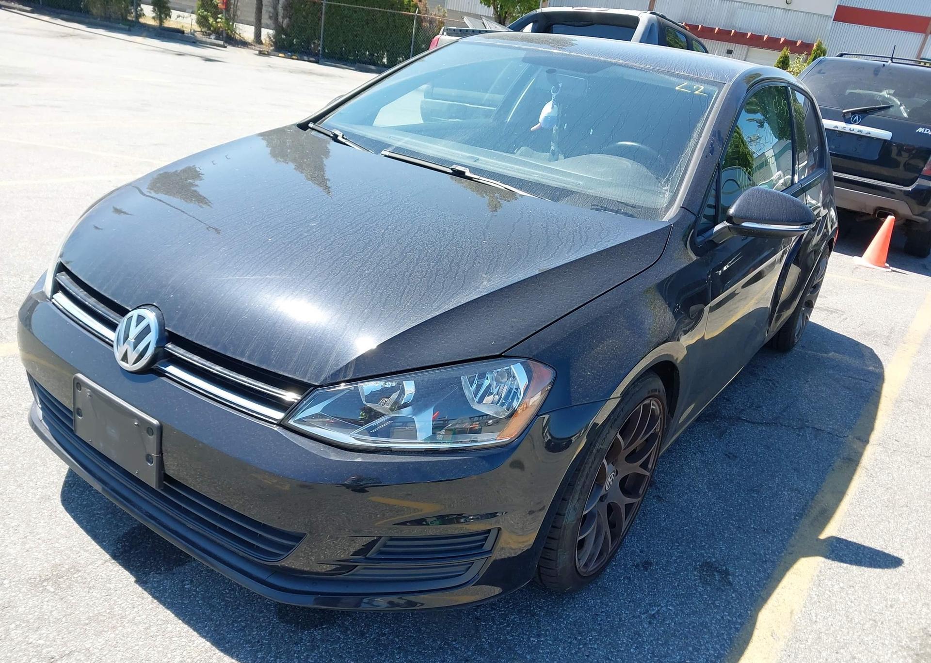 2016 VOLKSWAGEN GOLF