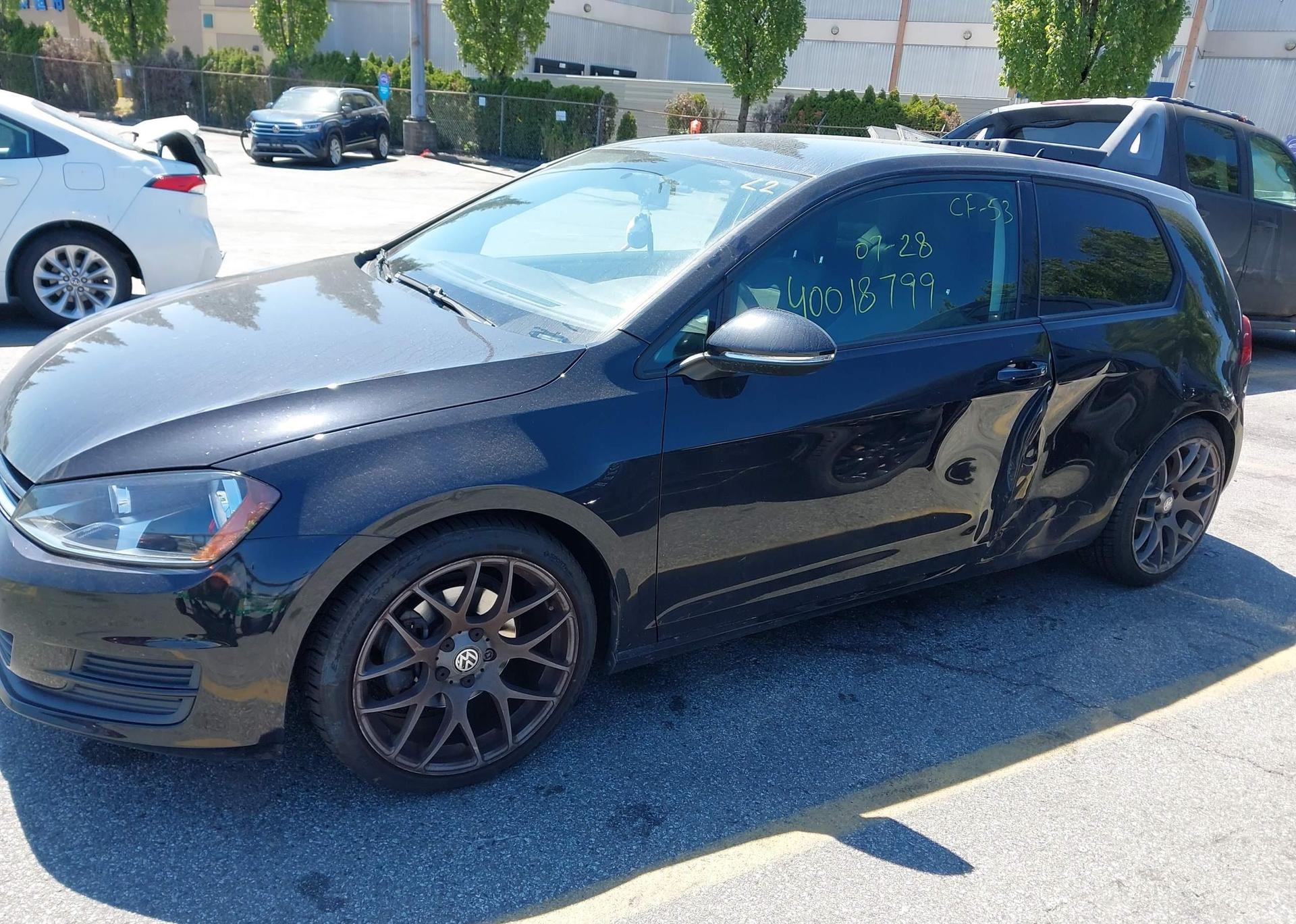 2016 VOLKSWAGEN GOLF