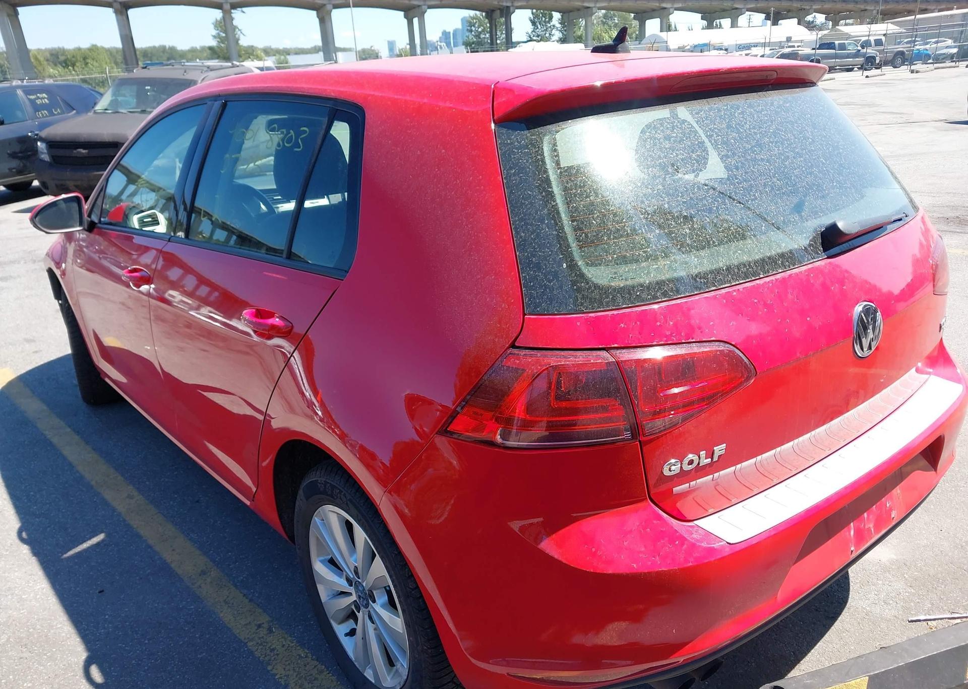 2015 VOLKSWAGEN GOLF