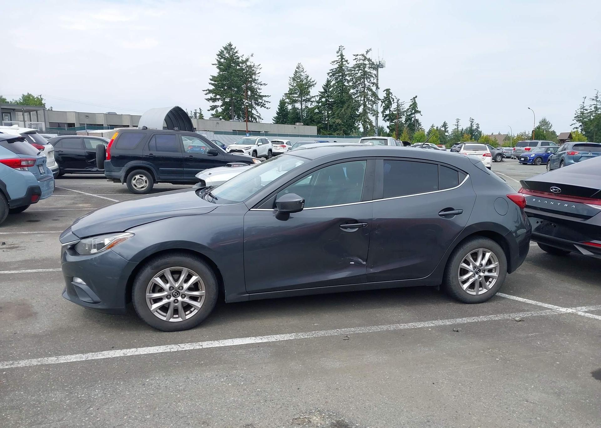 2014 MAZDA MAZDA3 GS-SKY