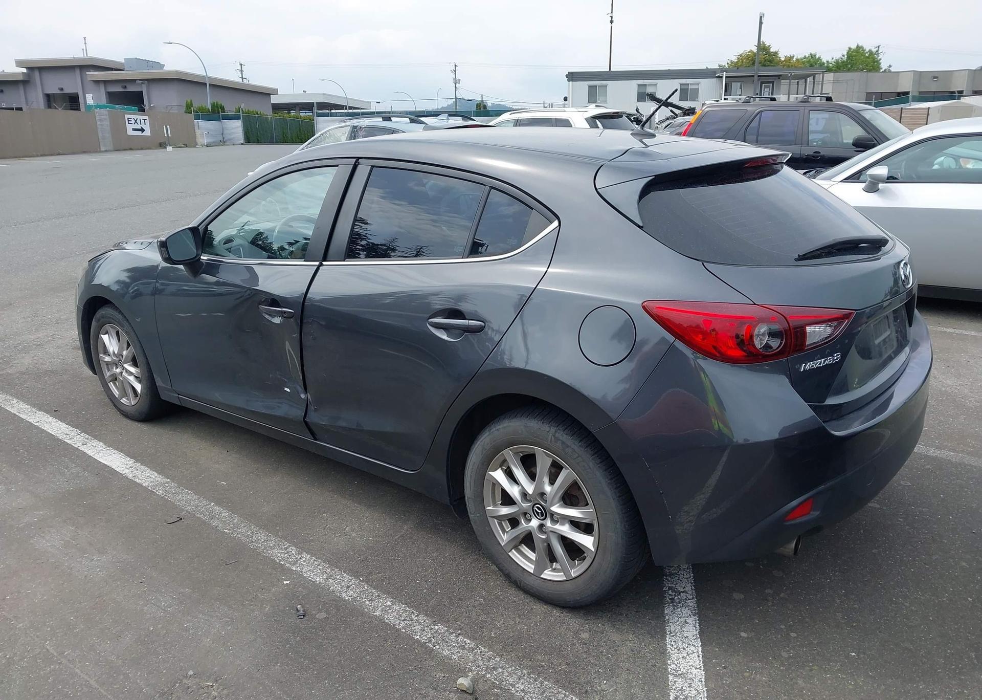 2014 MAZDA MAZDA3 GS-SKY