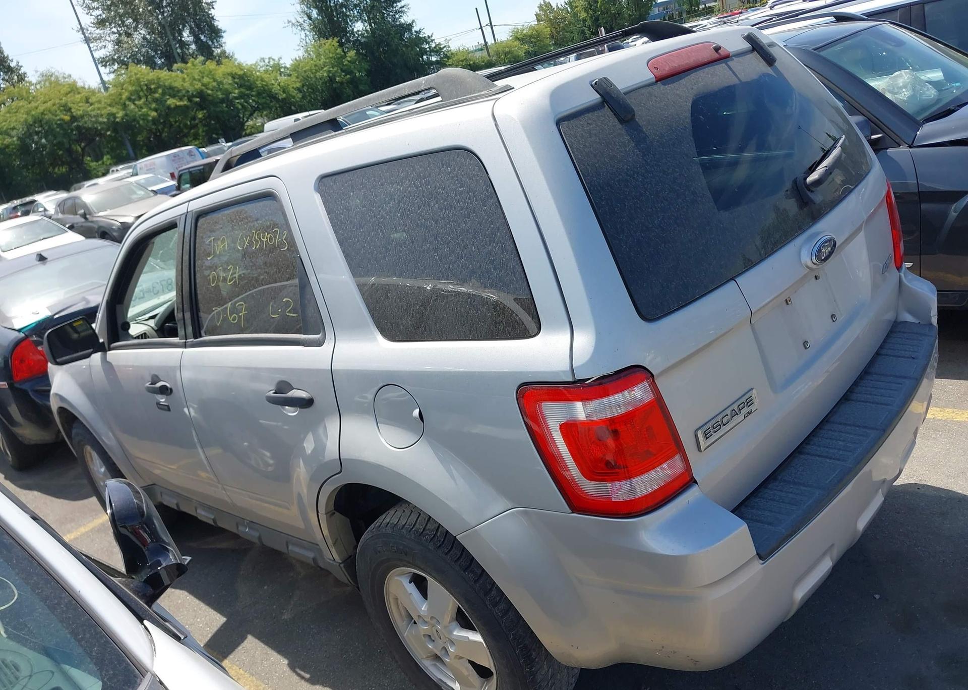 2009 FORD ESCAPE XLT