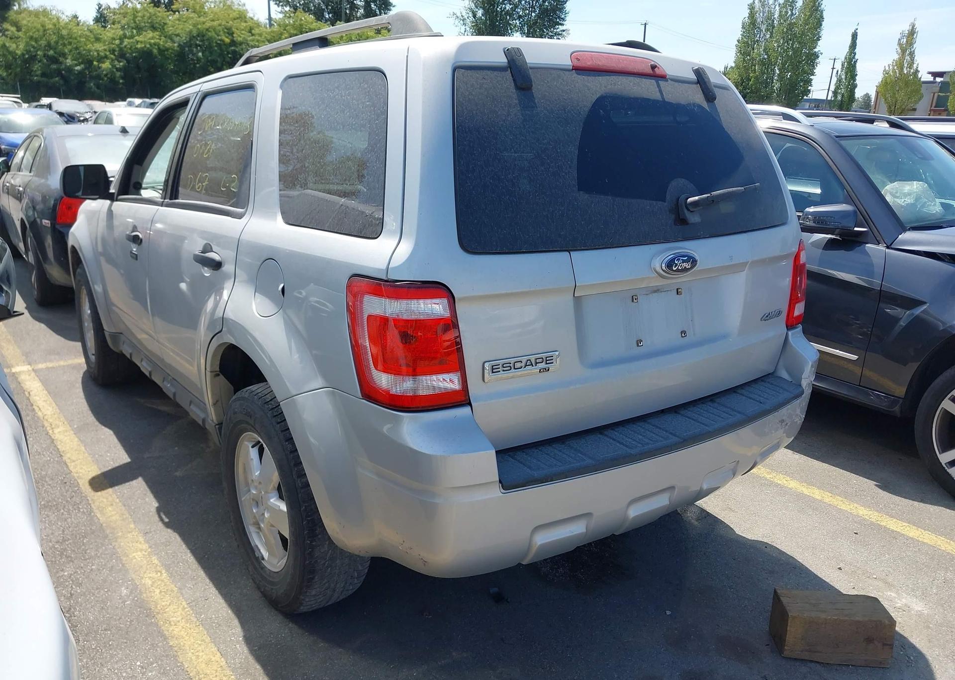 2009 FORD ESCAPE XLT