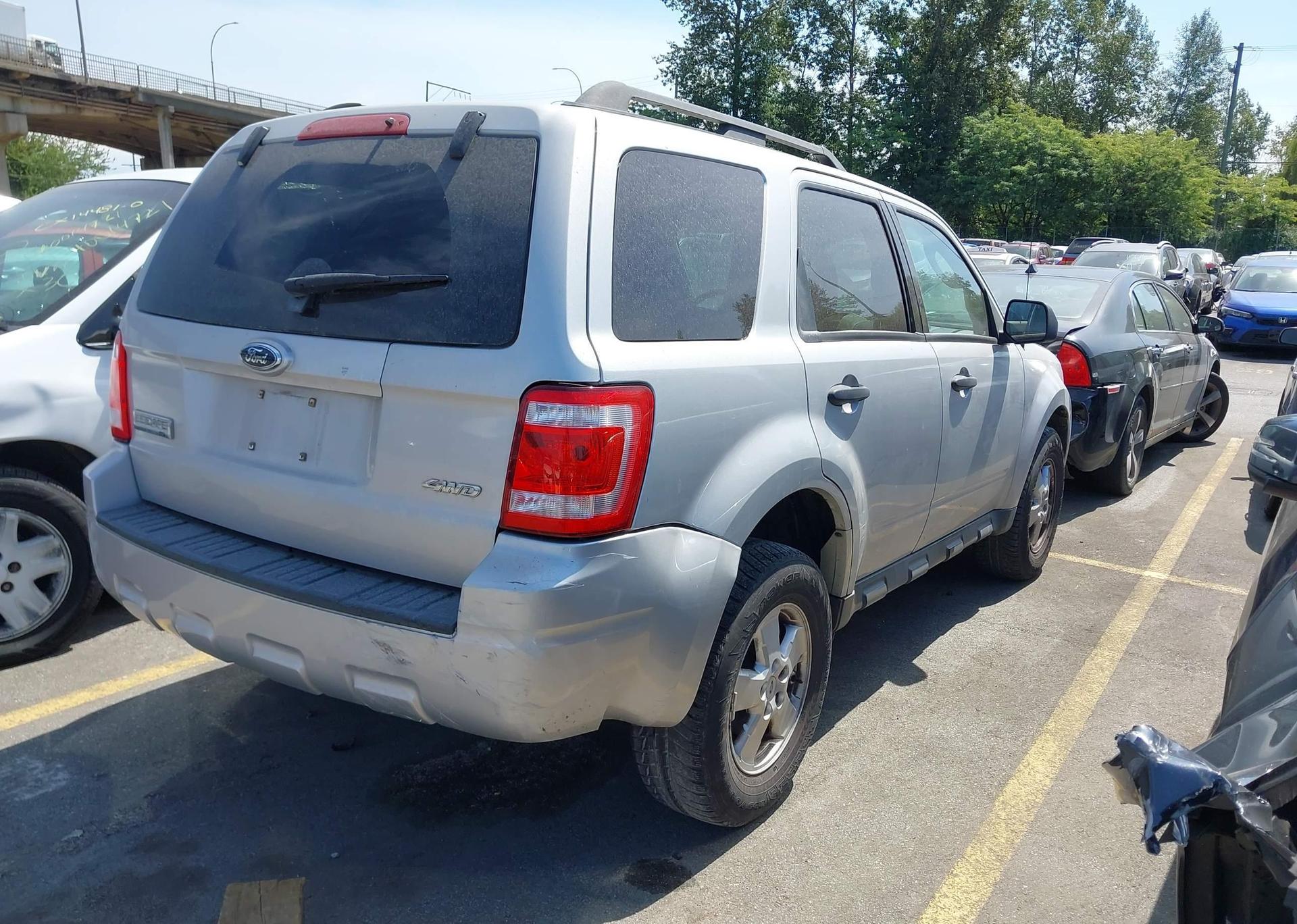 2009 FORD ESCAPE XLT