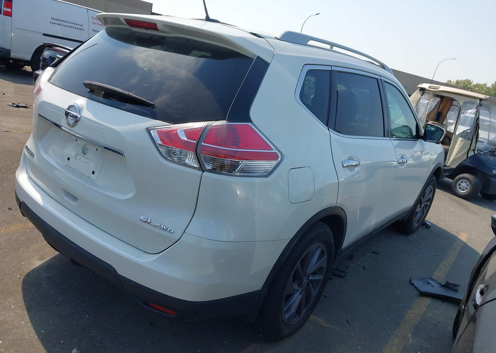 2016 NISSAN ROGUE