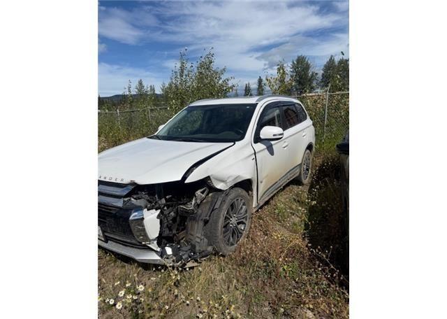 2016 MITSUBISHI OUTLANDER SE
