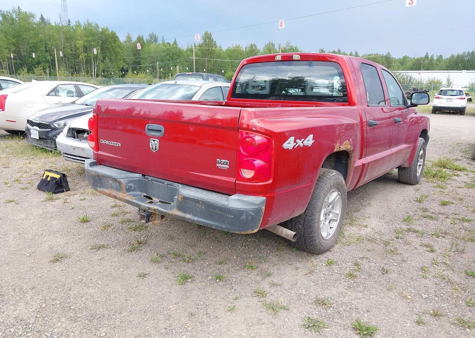 2006 DODGE DAKOTA QUAD