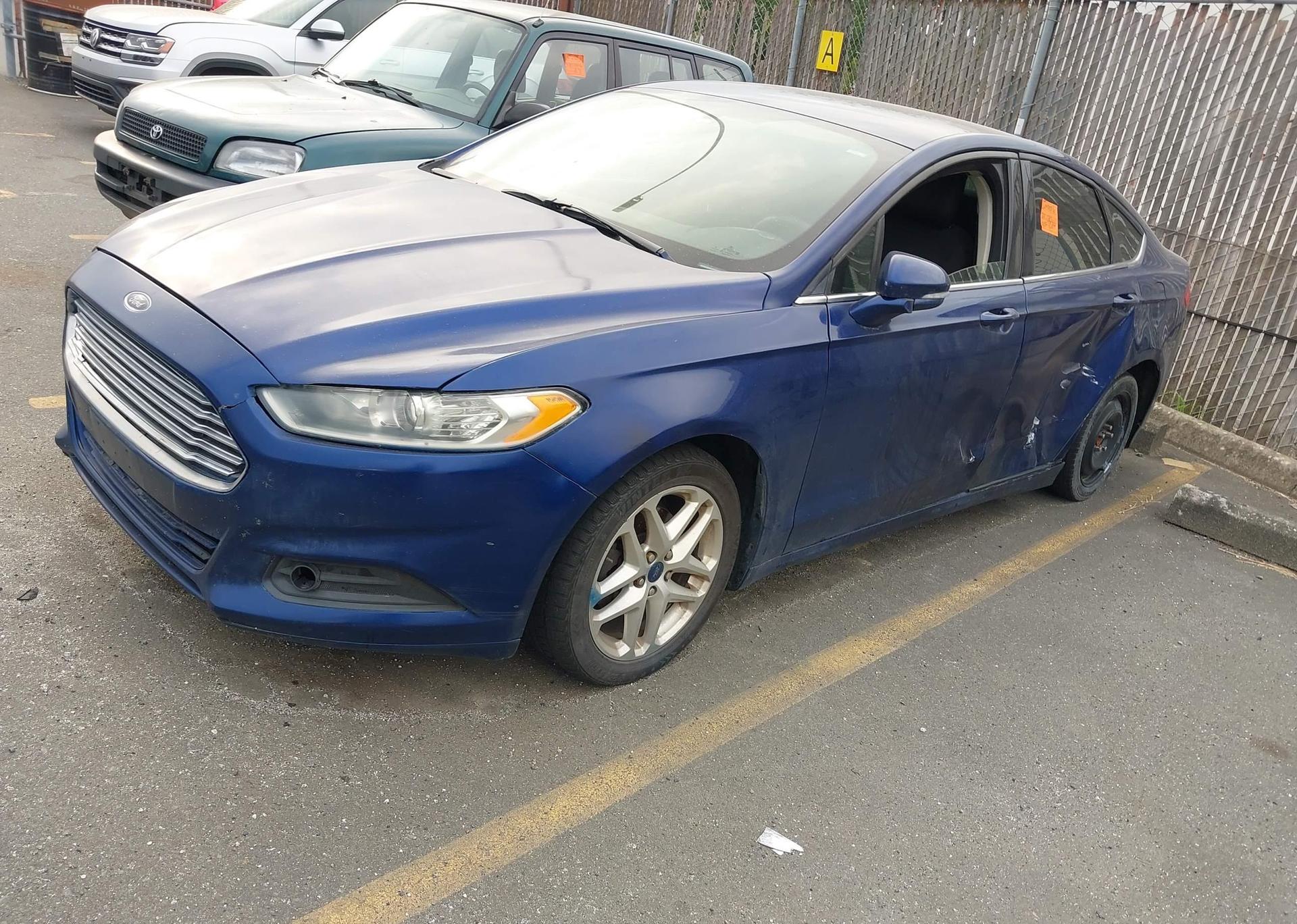 2013 FORD FUSION SE