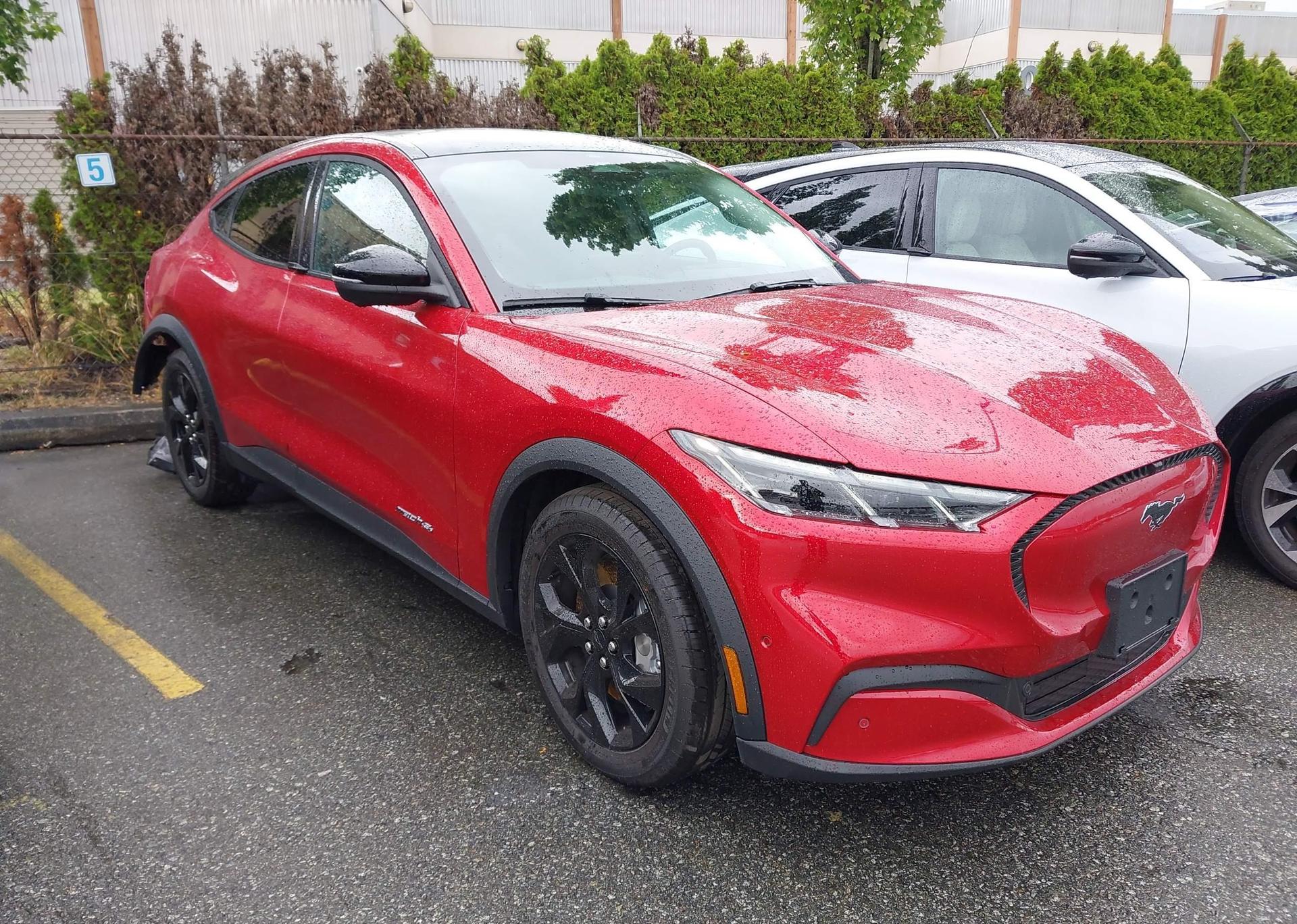 2024 FORD MUSTANG MACH-E SELECT