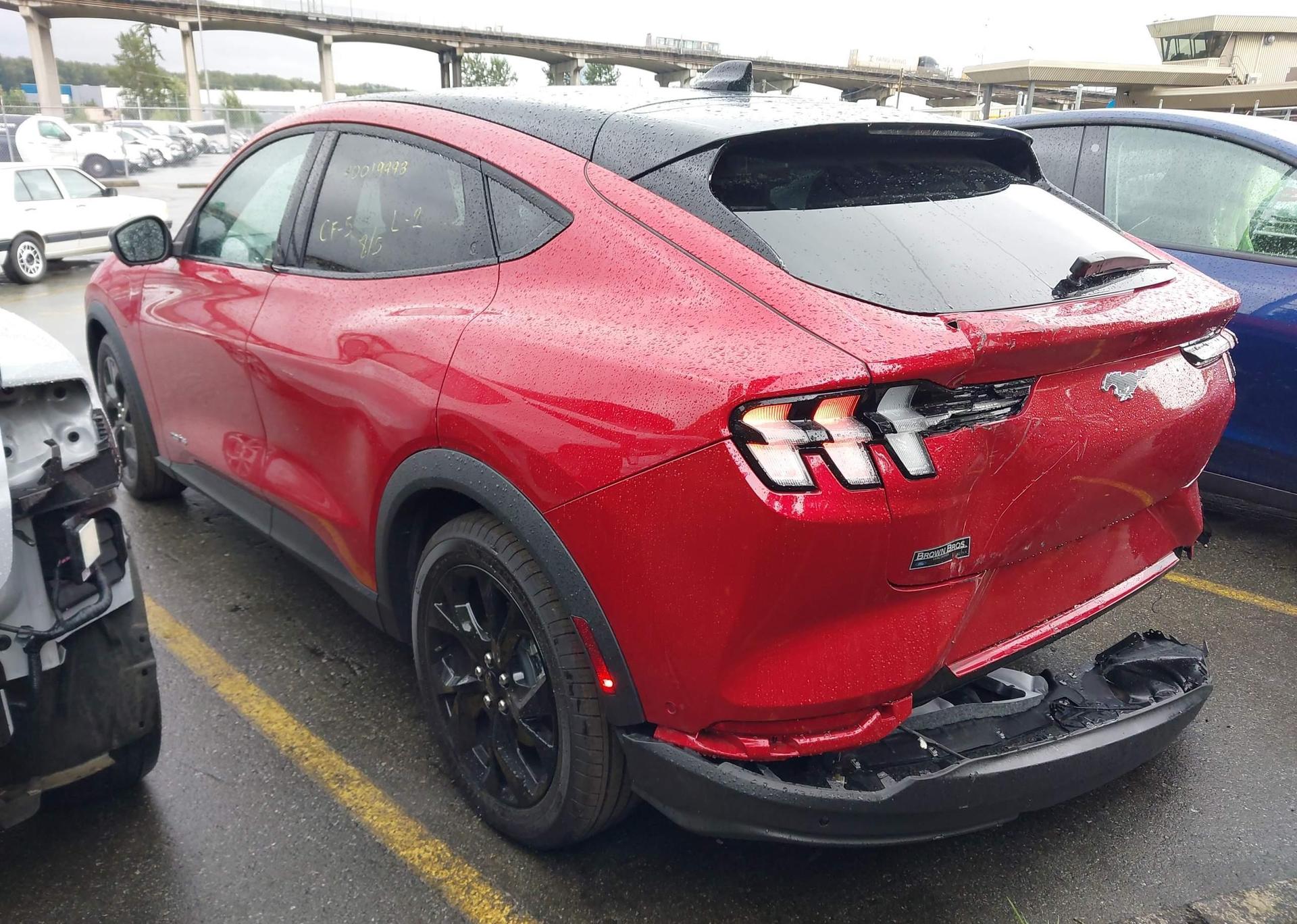 2024 FORD MUSTANG MACH-E SELECT