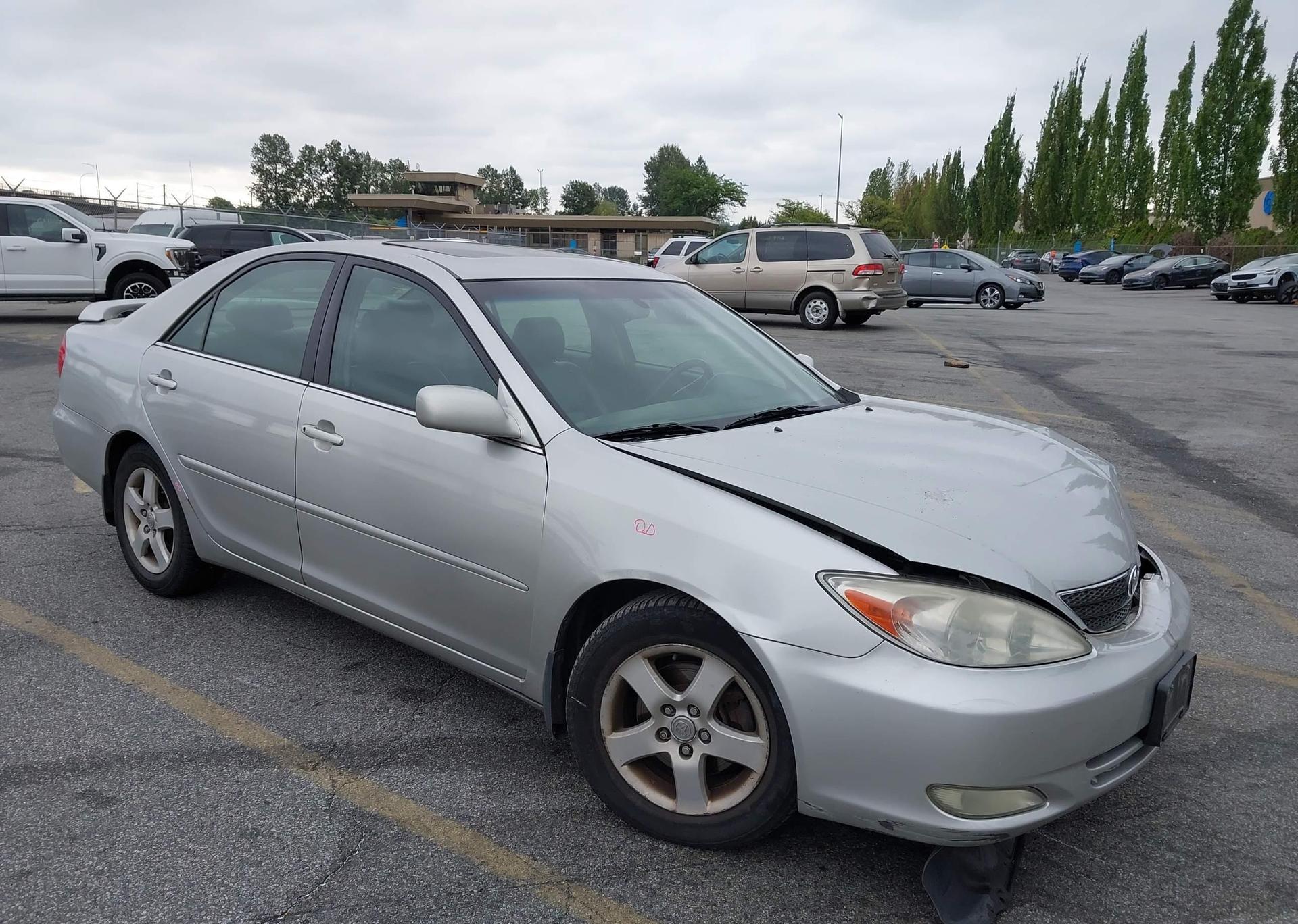 2004 TOYOTA CAMRY