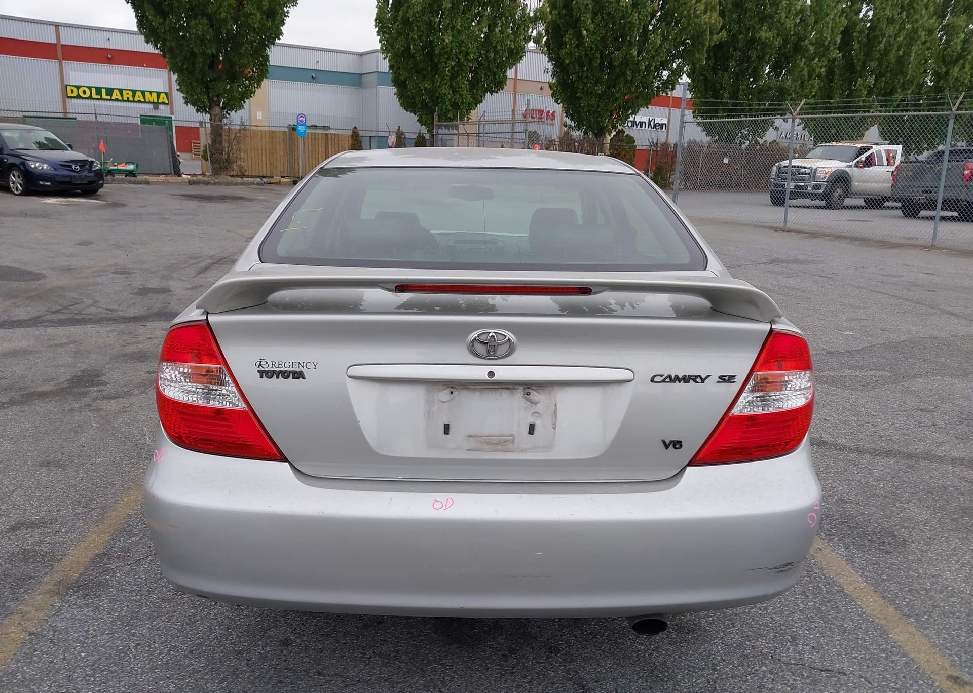 2004 TOYOTA CAMRY