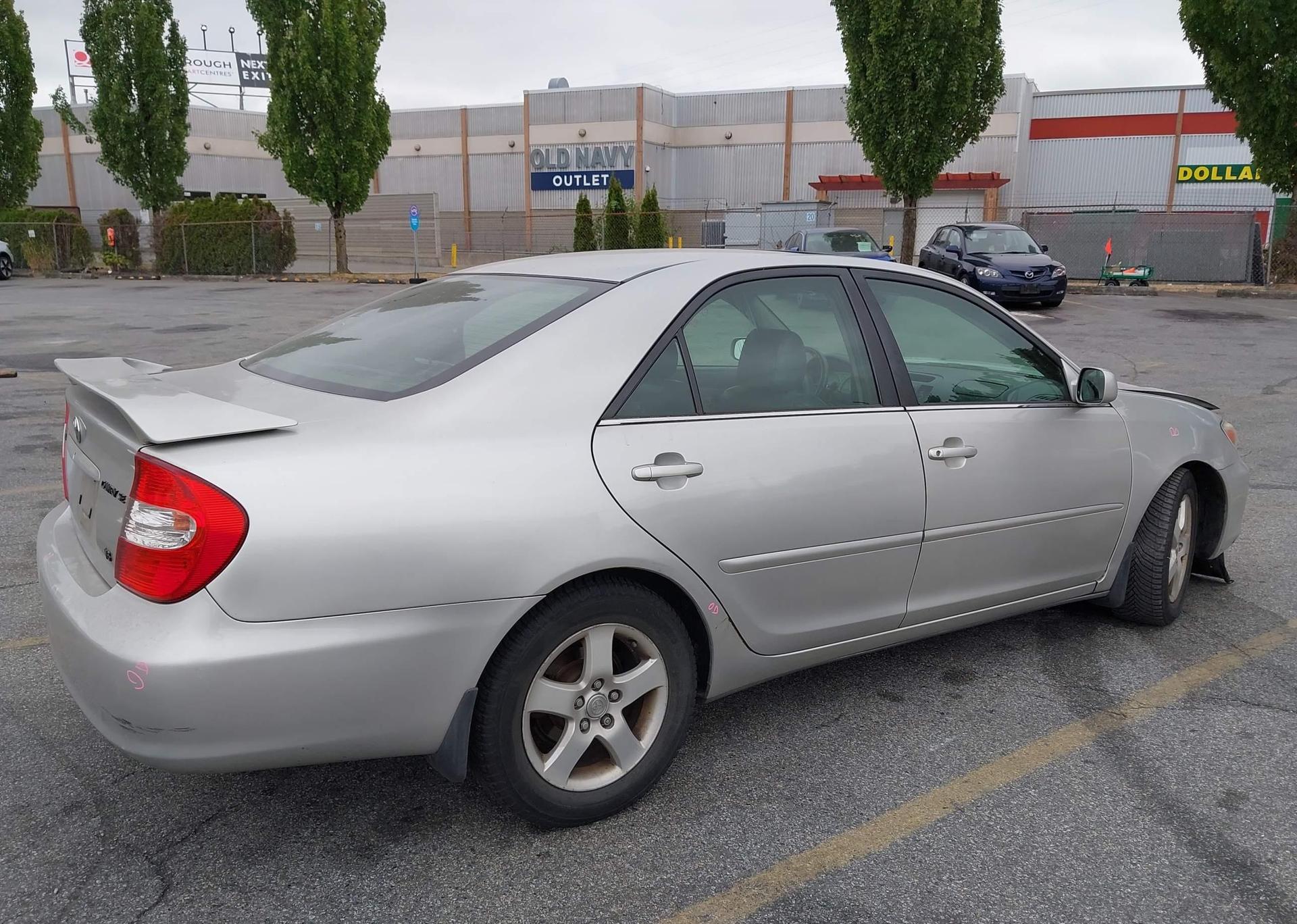 2004 TOYOTA CAMRY