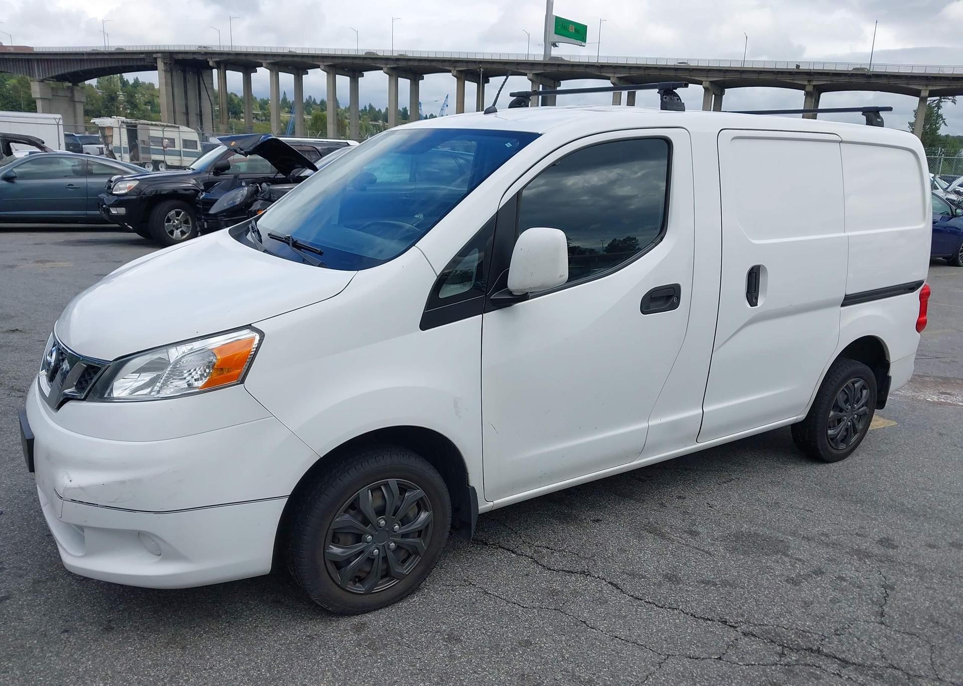 2015 NISSAN NV200 2.5S