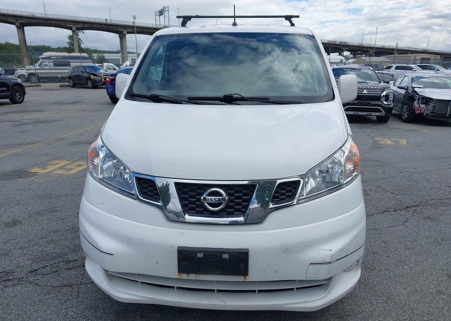 2015 NISSAN NV200 2.5S