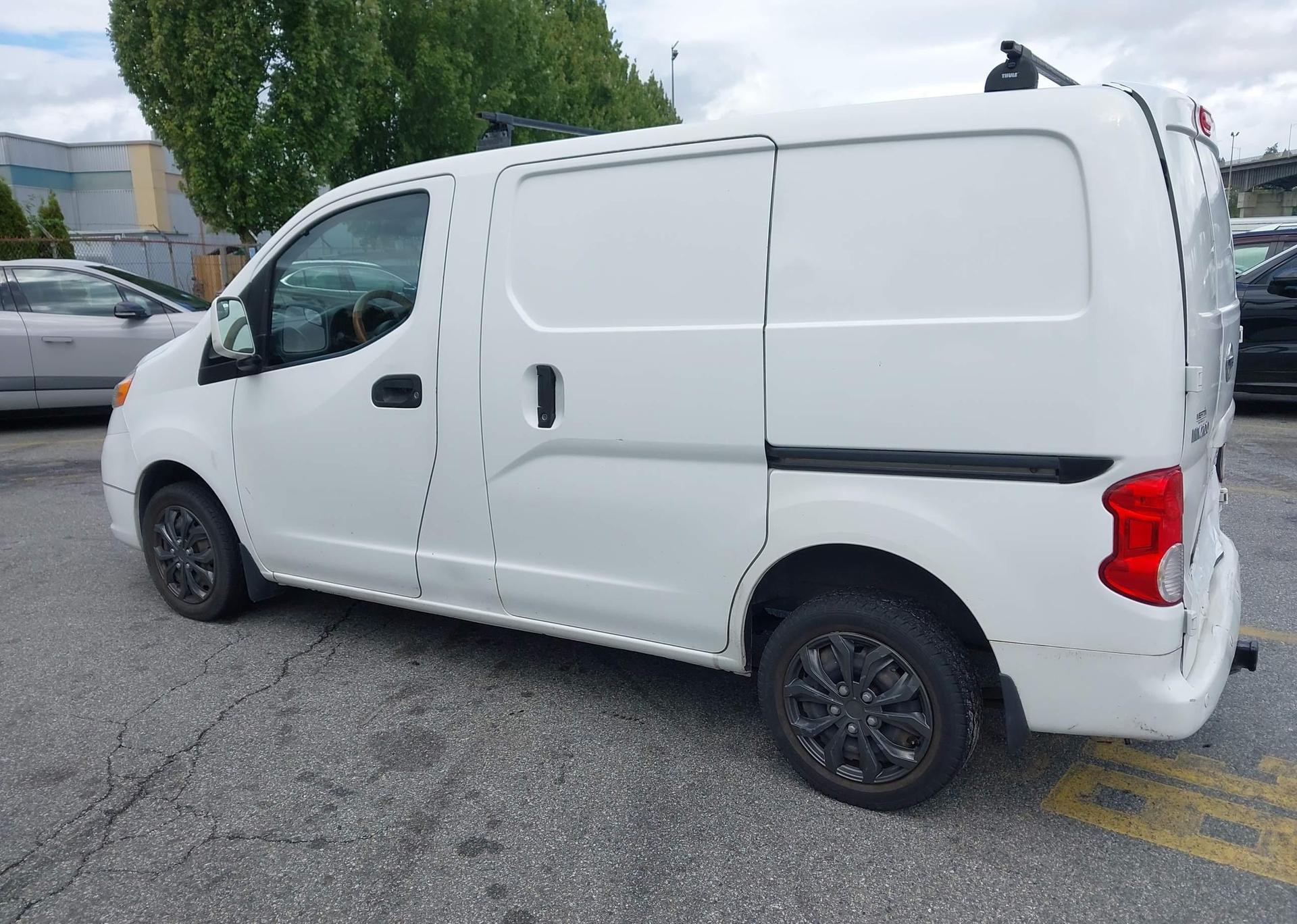 2015 NISSAN NV200 2.5S