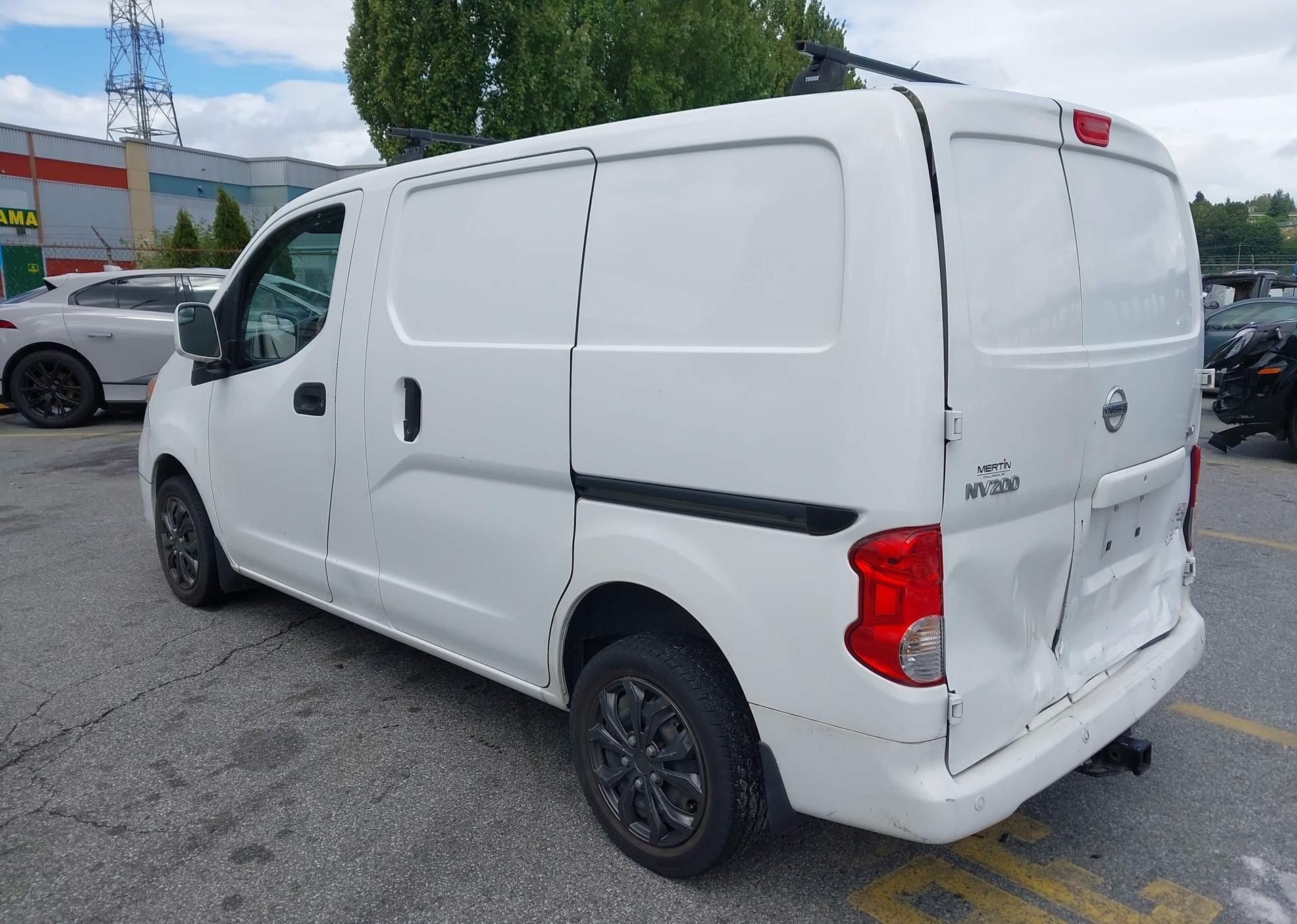 2015 NISSAN NV200 2.5S