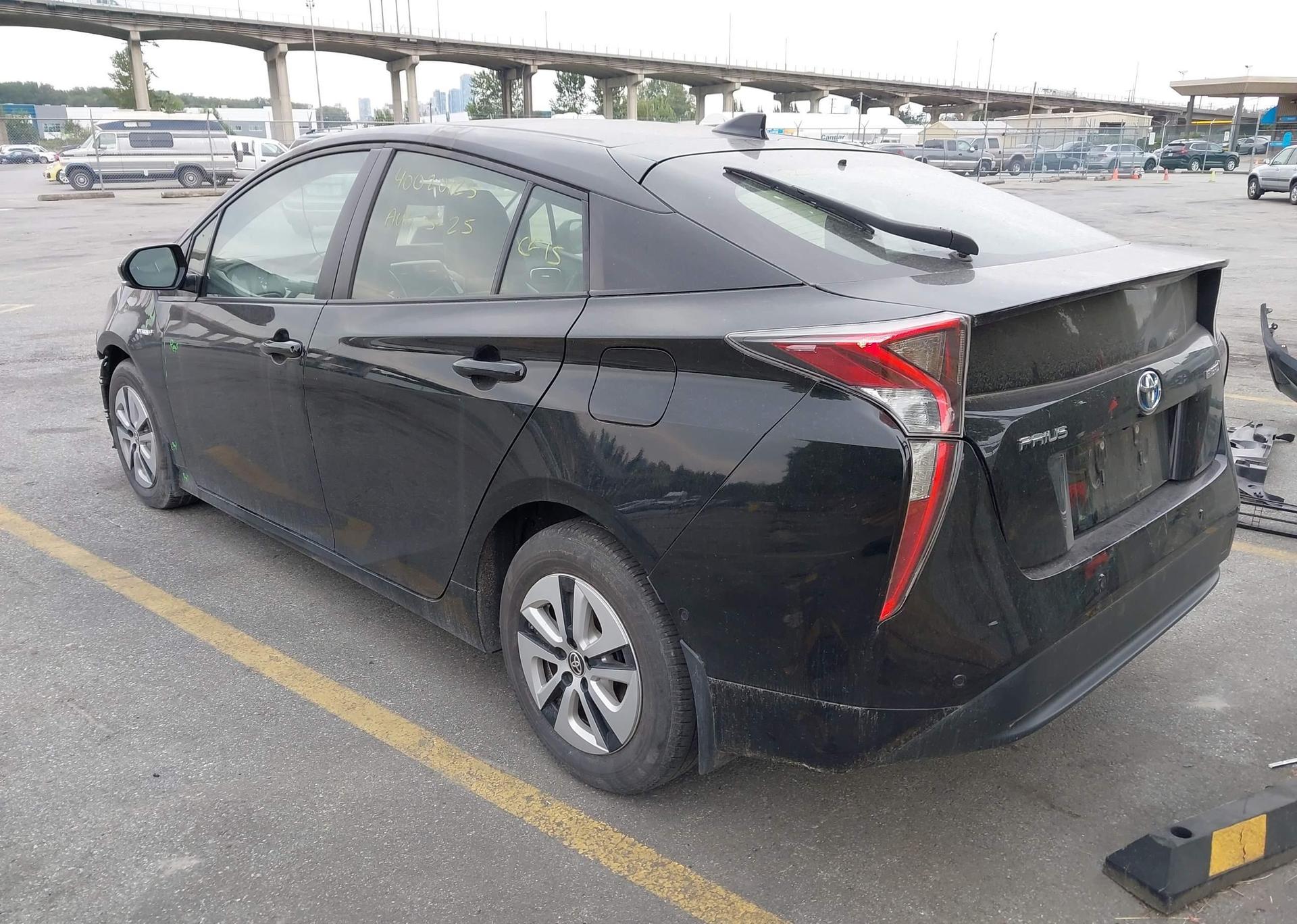 2018 TOYOTA PRIUS