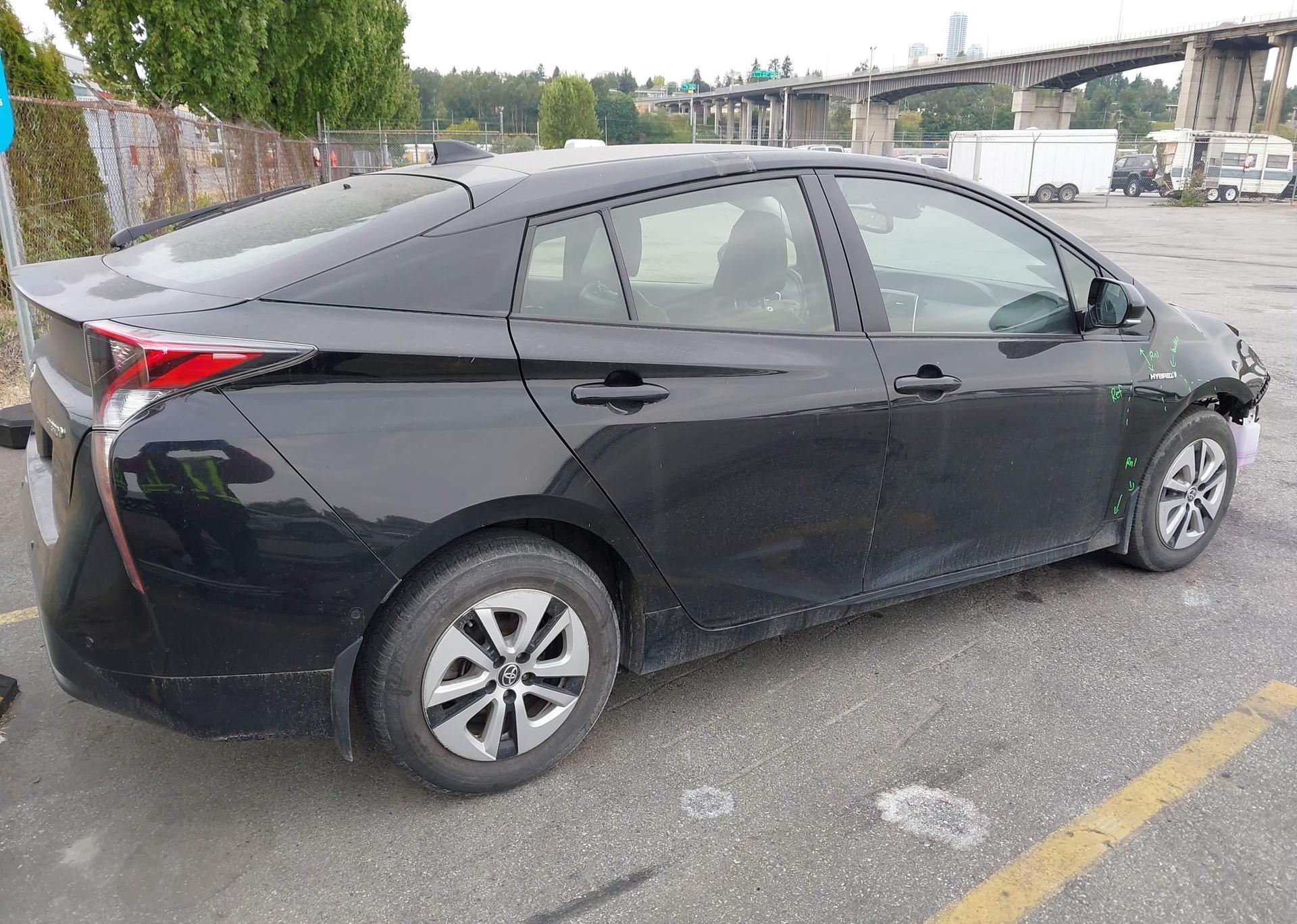 2018 TOYOTA PRIUS