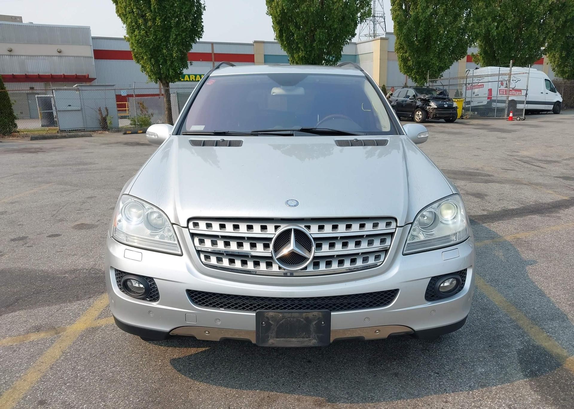 2006 MERCEDES-BENZ ML 500