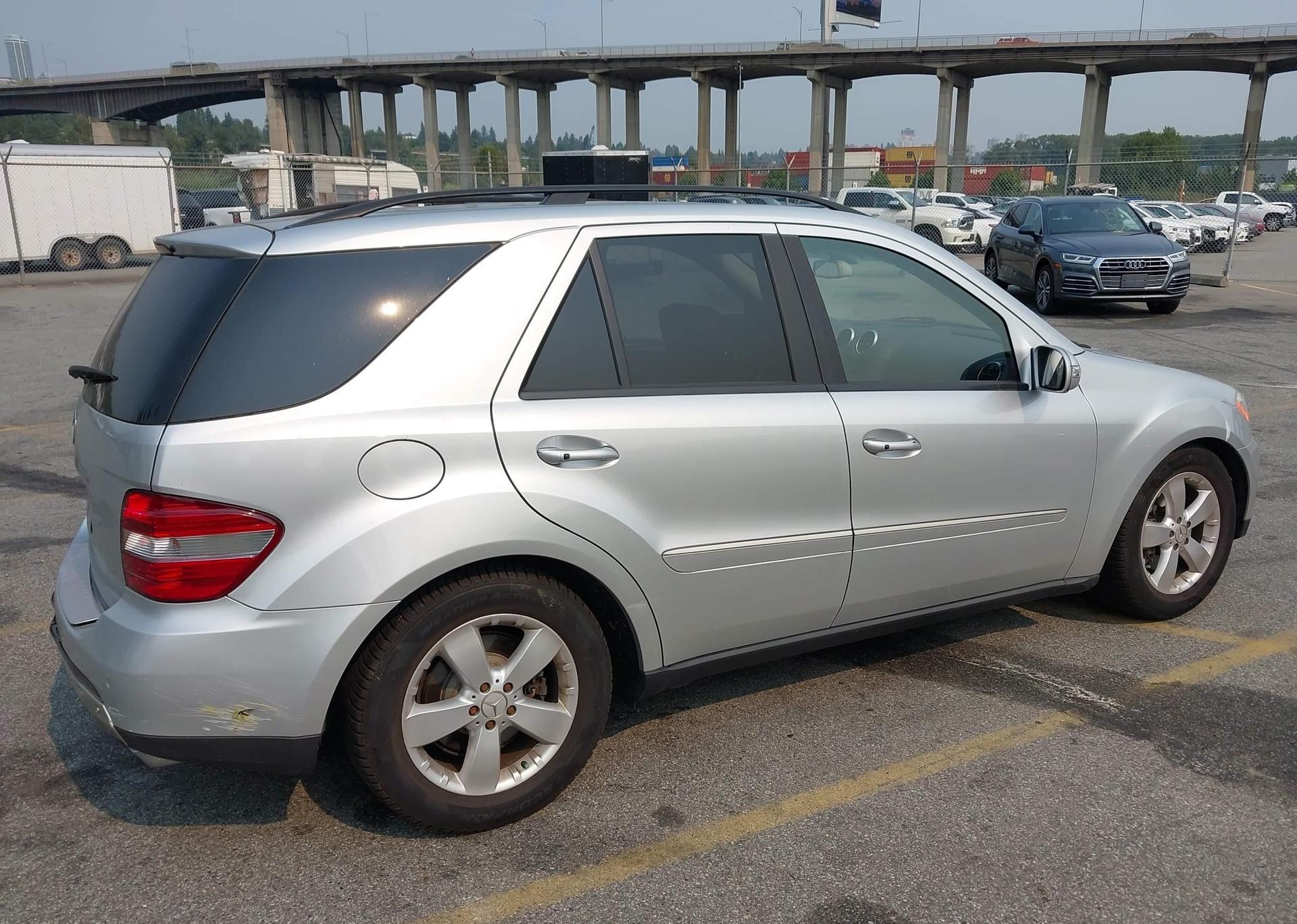2006 MERCEDES-BENZ ML 500
