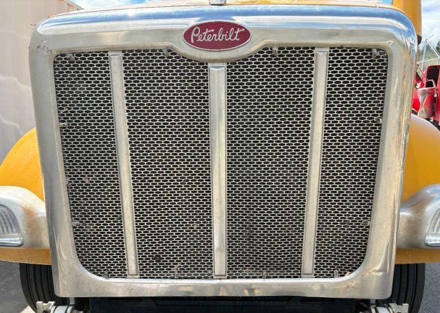 2023 PETERBILT 567