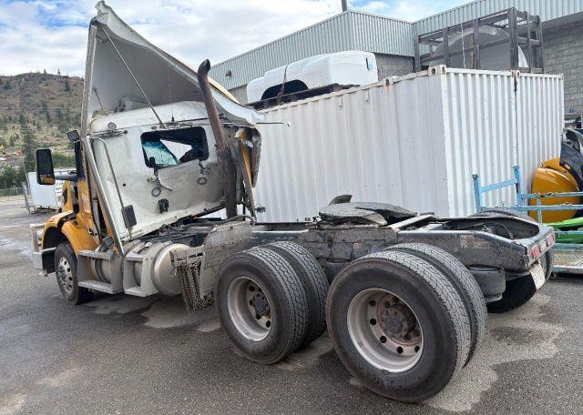 2023 PETERBILT 567