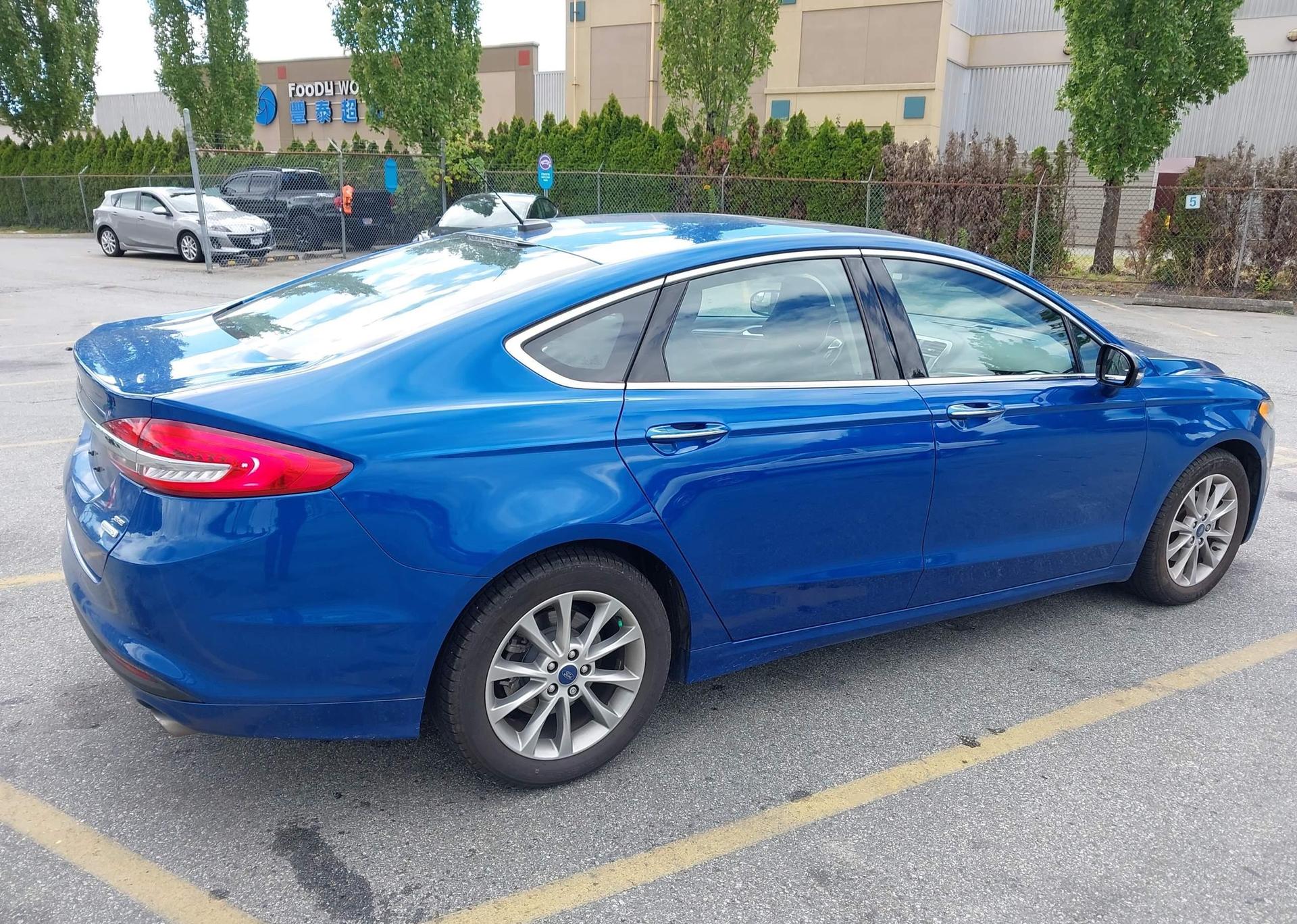 2017 FORD FUSION SE