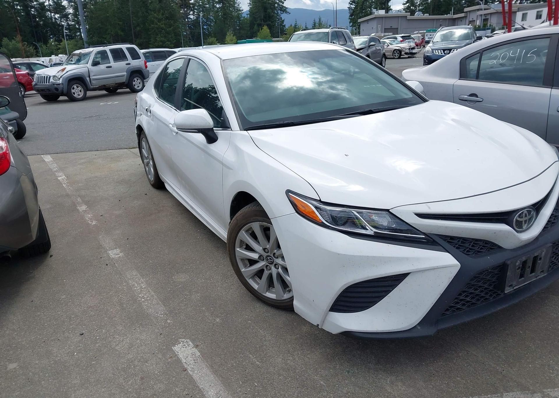 2018 TOYOTA CAMRY