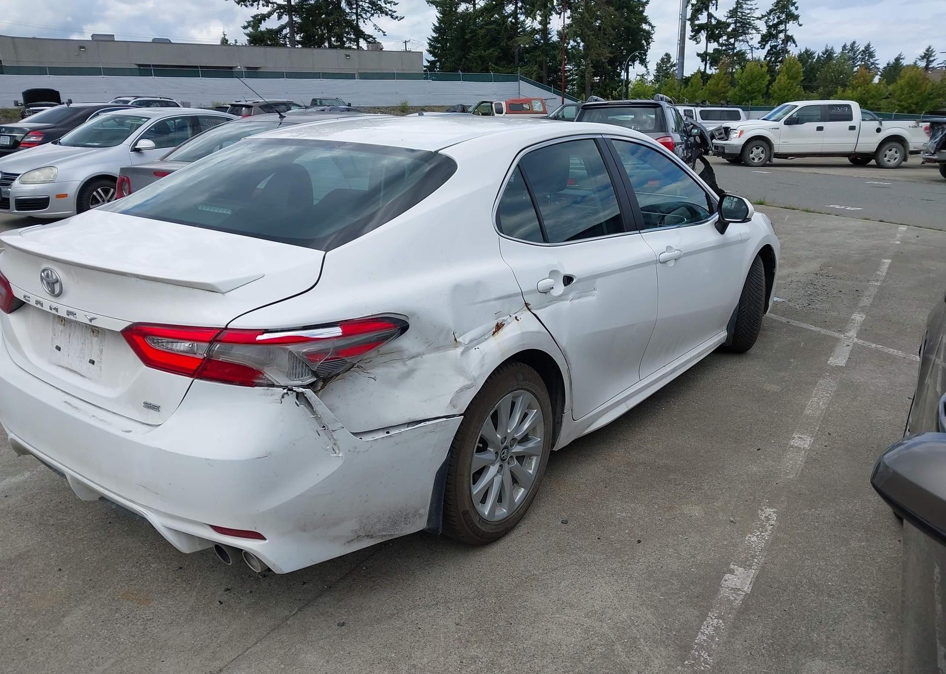 2018 TOYOTA CAMRY