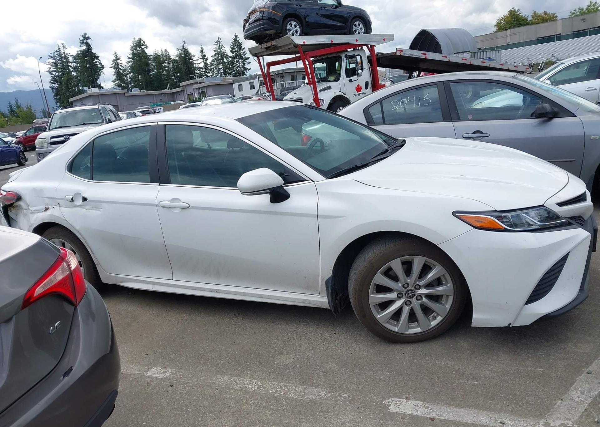 2018 TOYOTA CAMRY