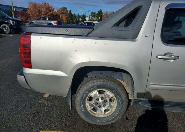 2010 CHEVROLET AVALANCHE LT