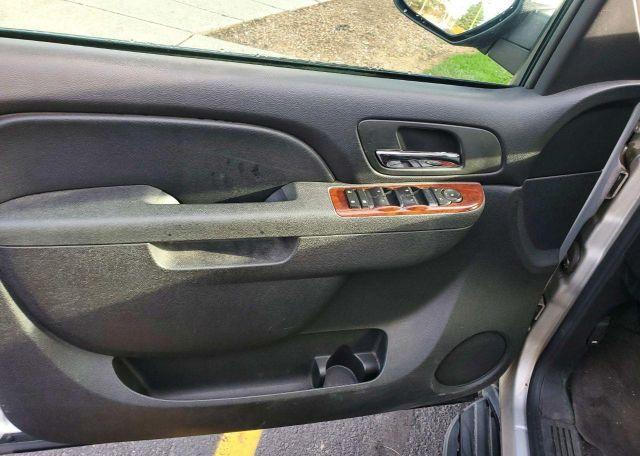 2010 CHEVROLET AVALANCHE LT