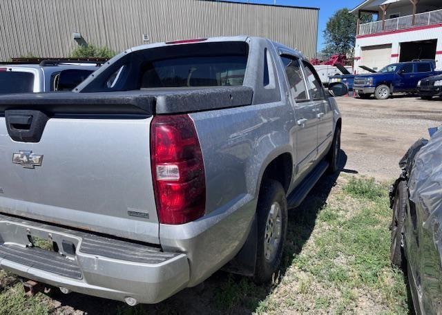 2010 CHEVROLET AVALANCHE LT