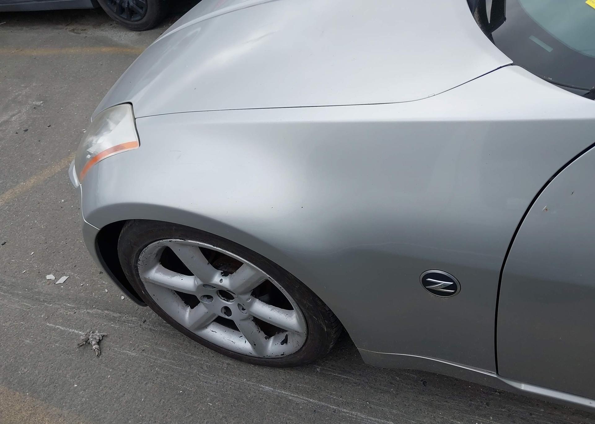 2003 NISSAN 350Z