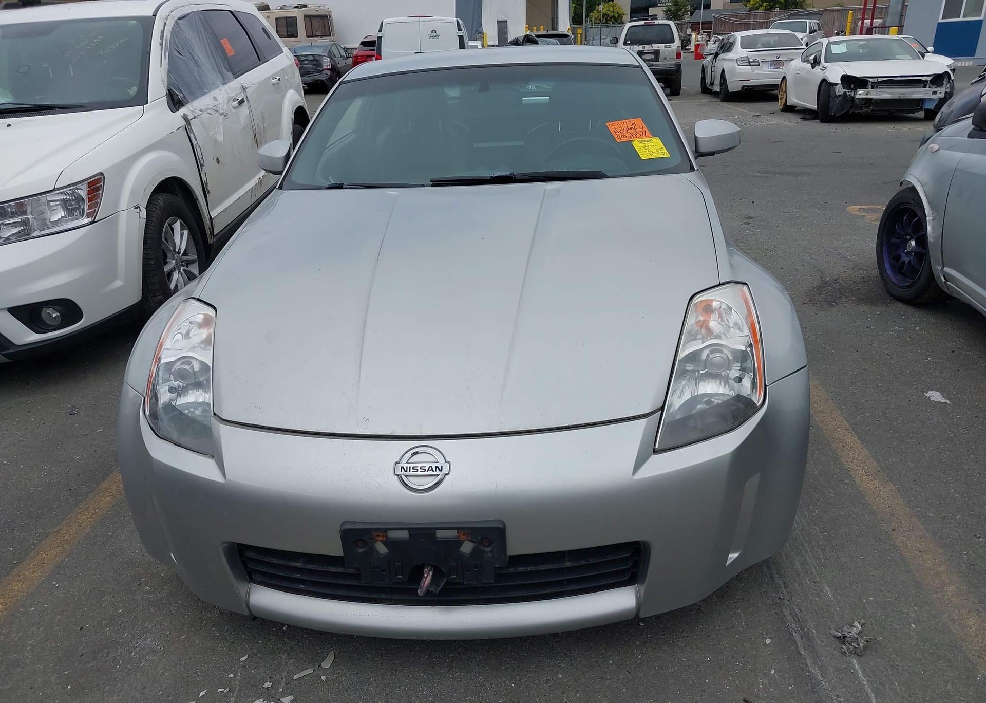 2003 NISSAN 350Z