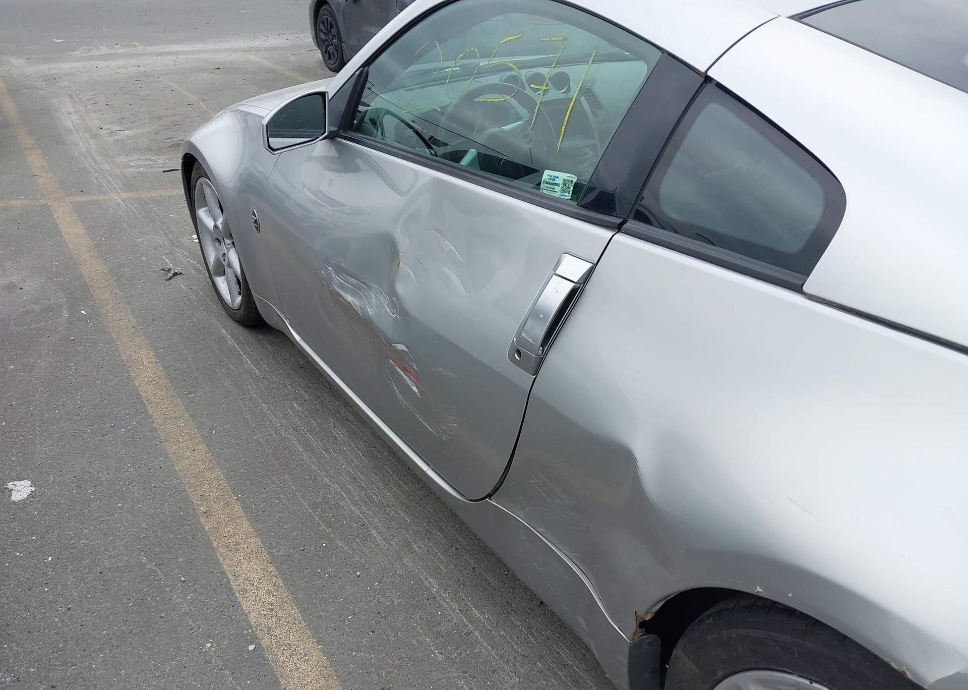 2003 NISSAN 350Z