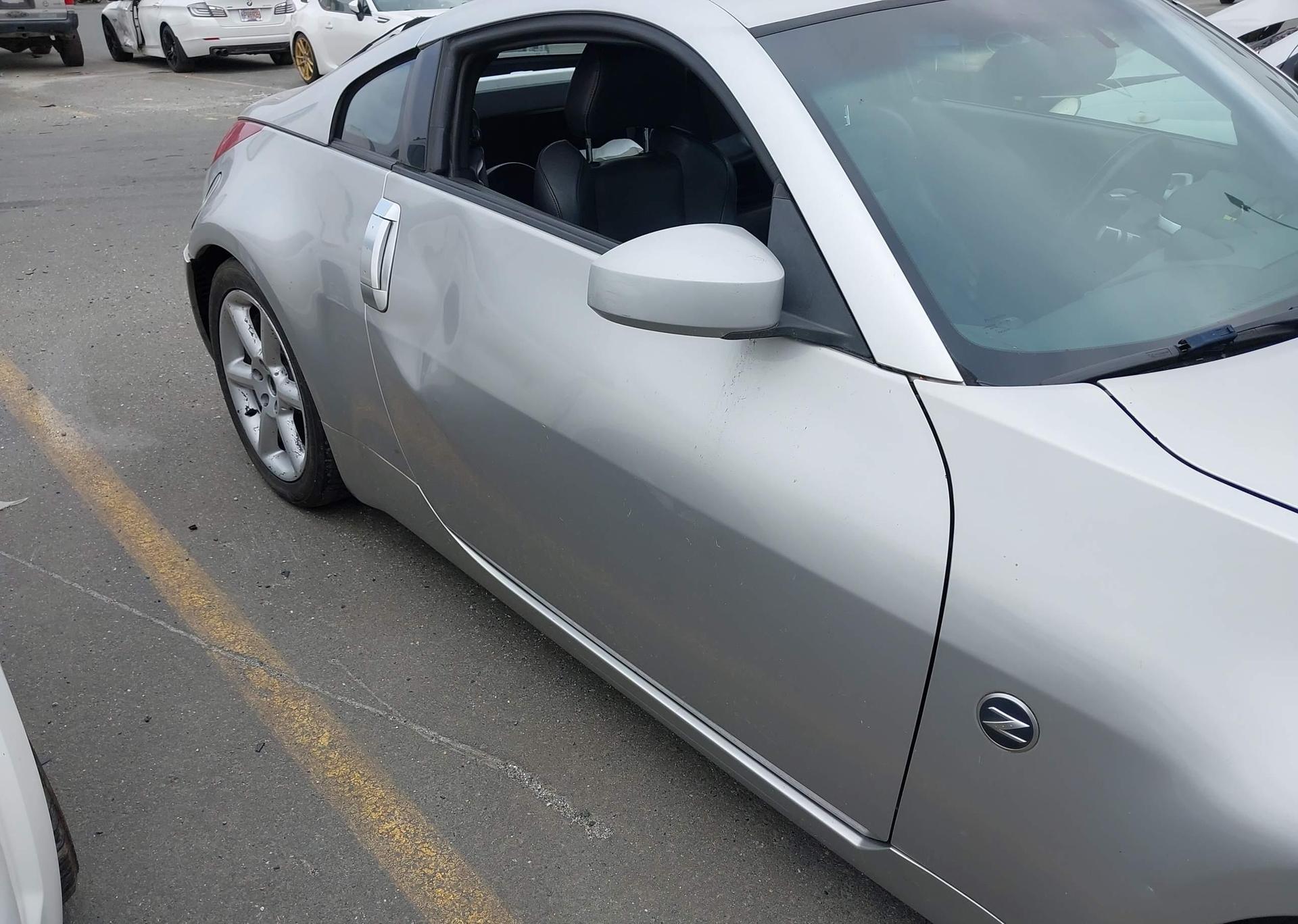 2003 NISSAN 350Z