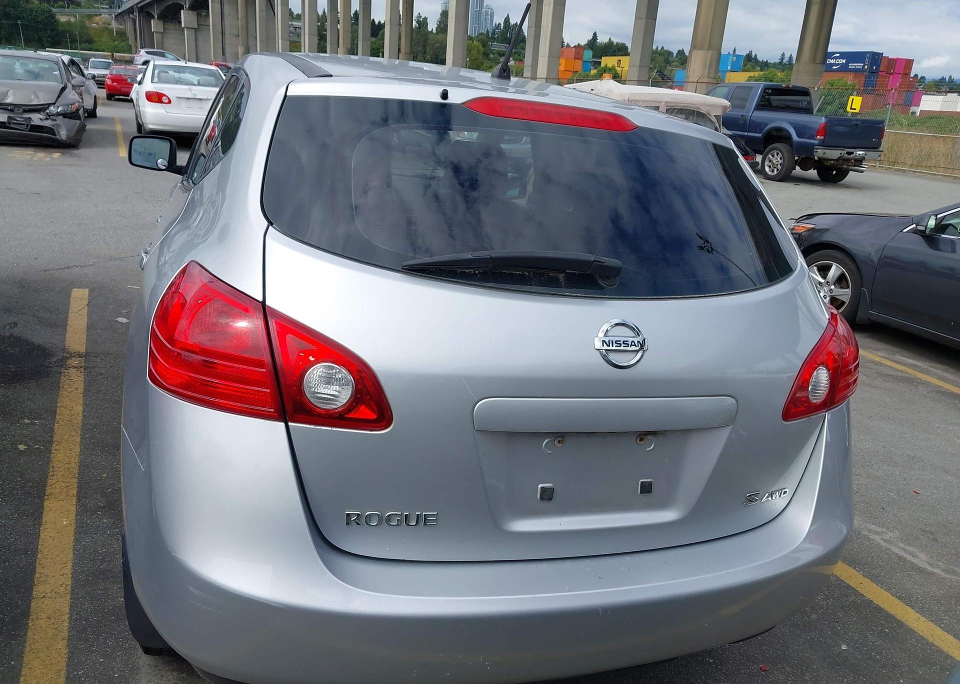 2008 NISSAN ROGUE S