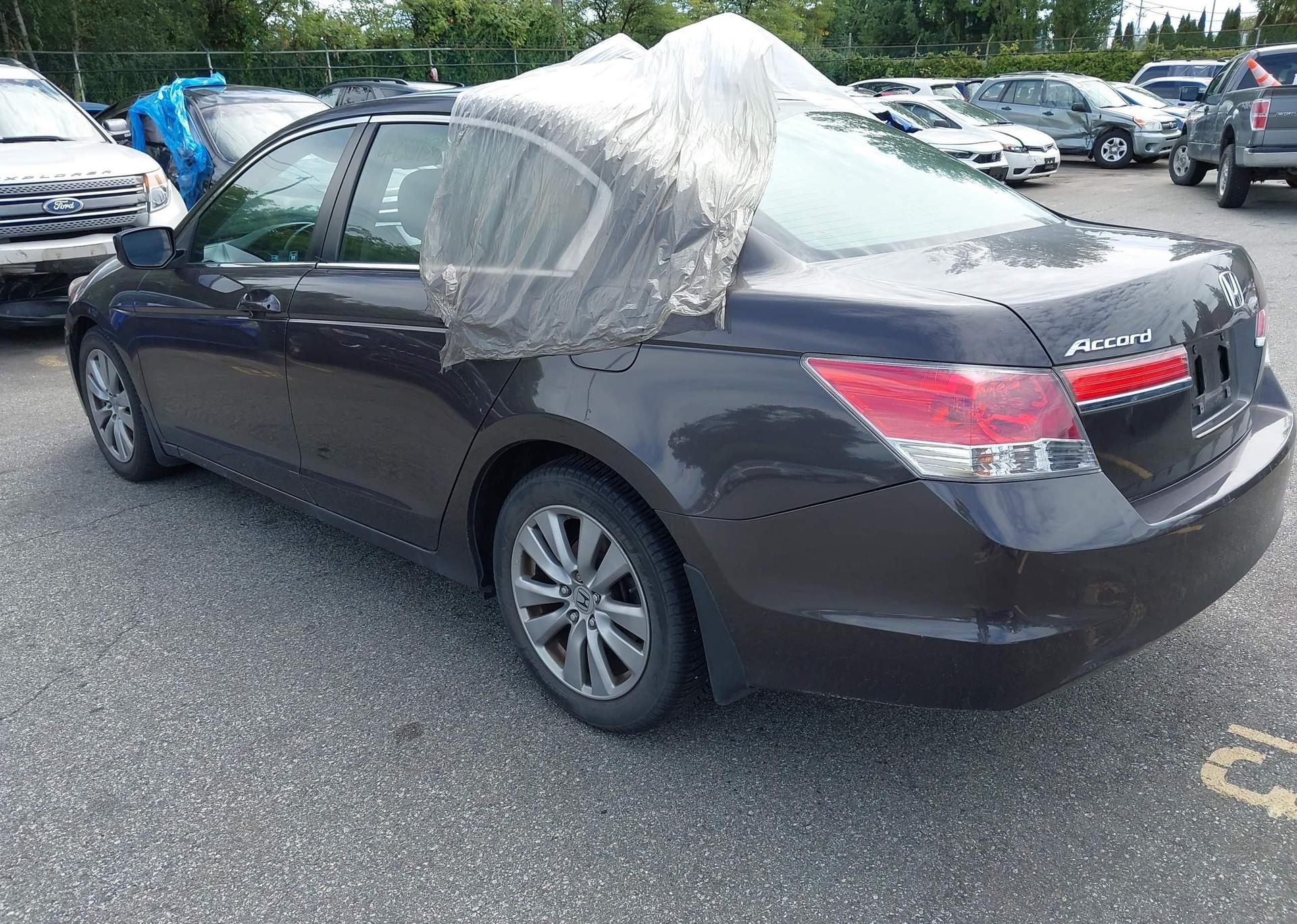 2011 HONDA ACCORD EXL