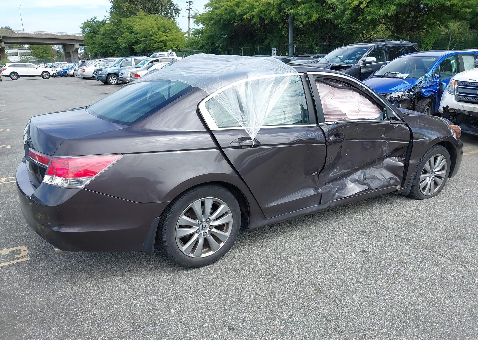 2011 HONDA ACCORD EXL