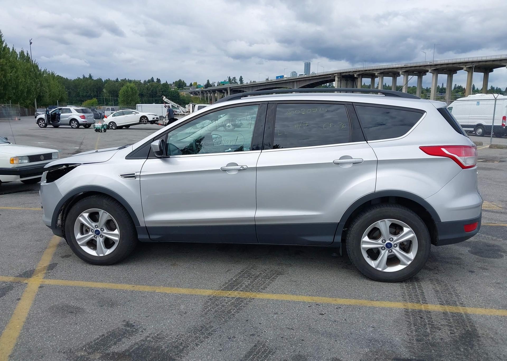 2014 FORD ESCAPE SE