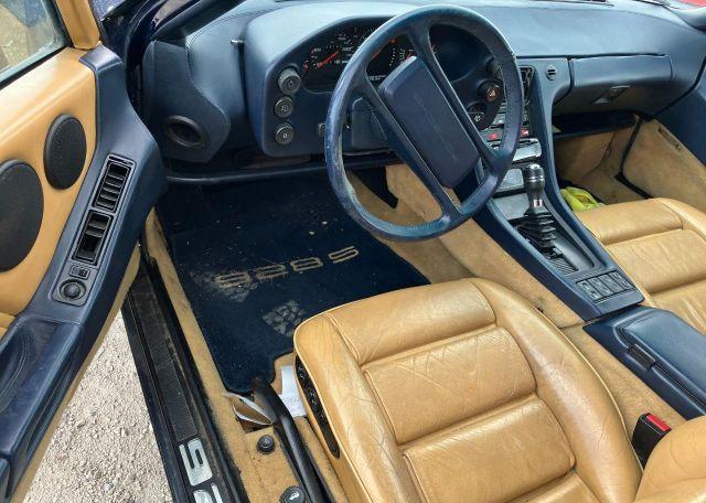 1985 PORSCHE 928