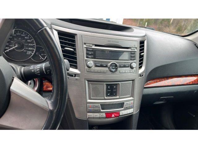 2011 SUBARU OUTBACK 2.5I LIMITED