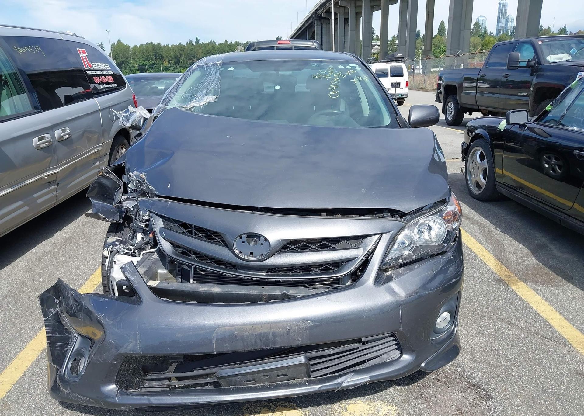 2013 TOYOTA COROLLA S
