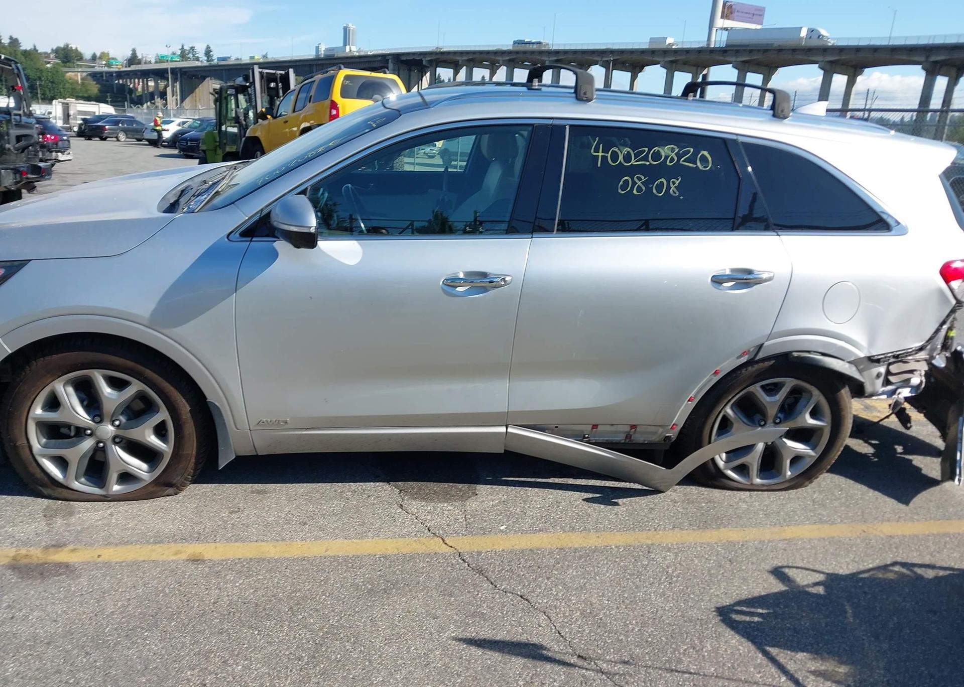 2016 KIA SORENTO SX