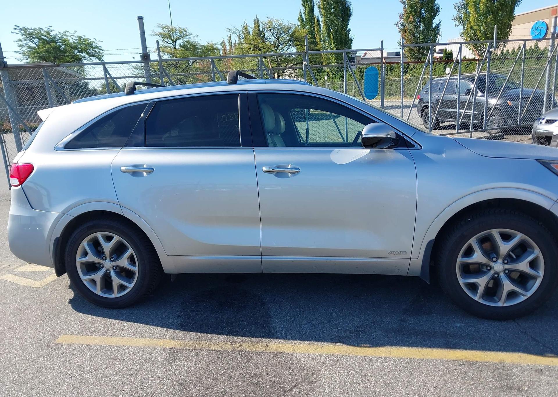 2016 KIA SORENTO SX