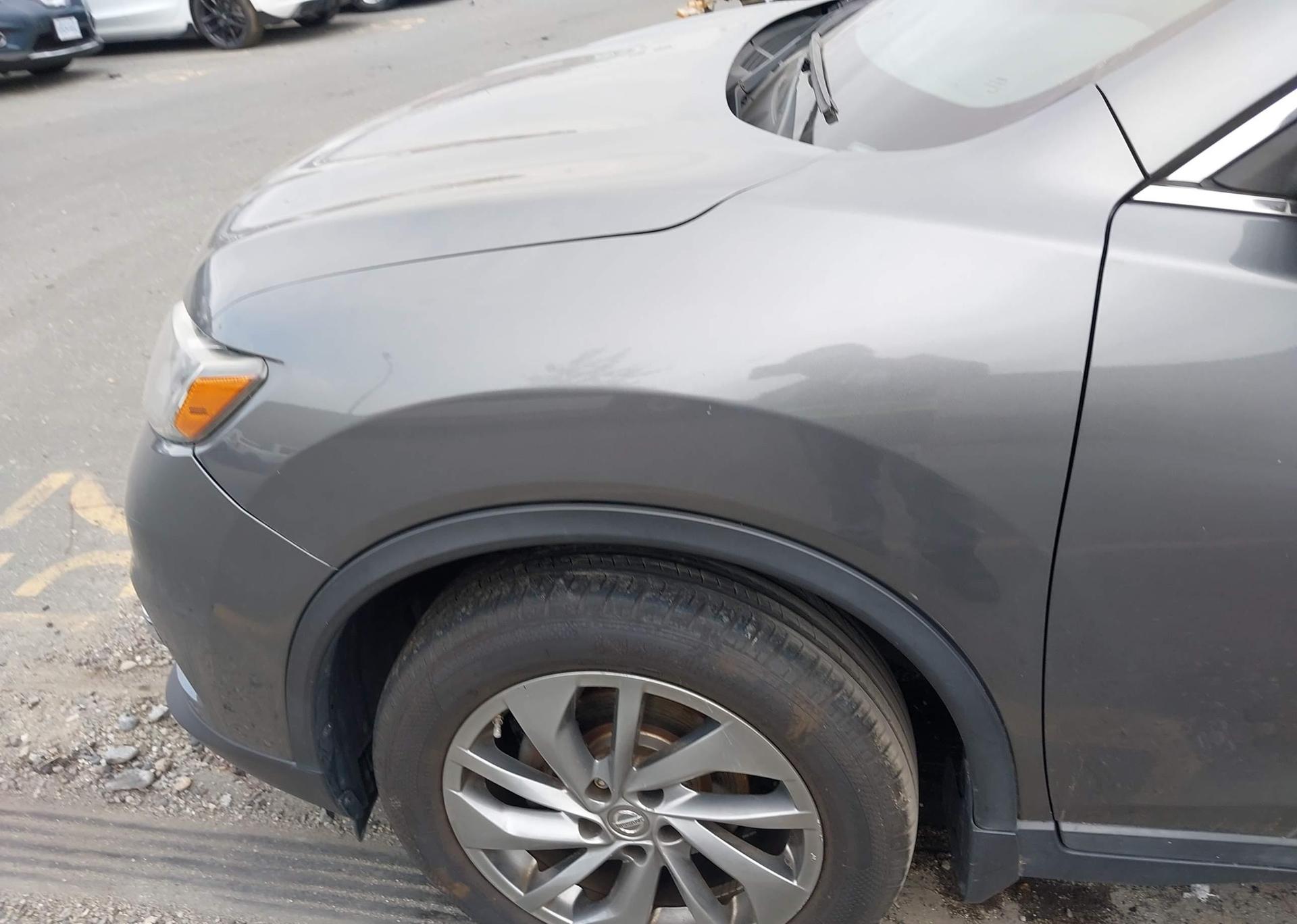 2015 NISSAN ROGUE